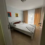 شقة Cozy & Accessible Home, Just Like Yours! غوليم