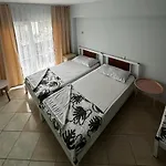Cozy & Accessible Home, Just Like Yours!