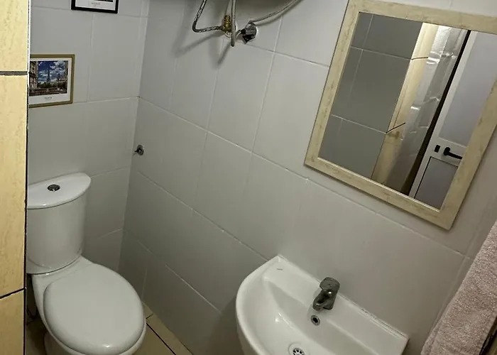 Cozy & Accessible Home, Just Like Yours! Apartment Golem (Tirana)