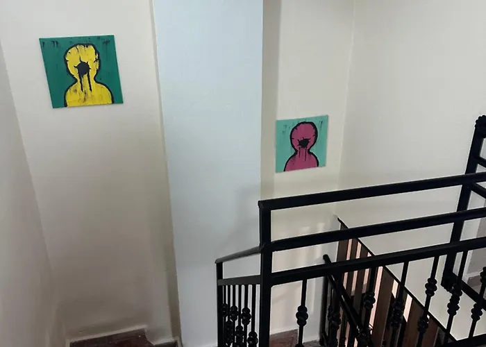 Apartment Cozy & Accessible Home, Just Like Yours!